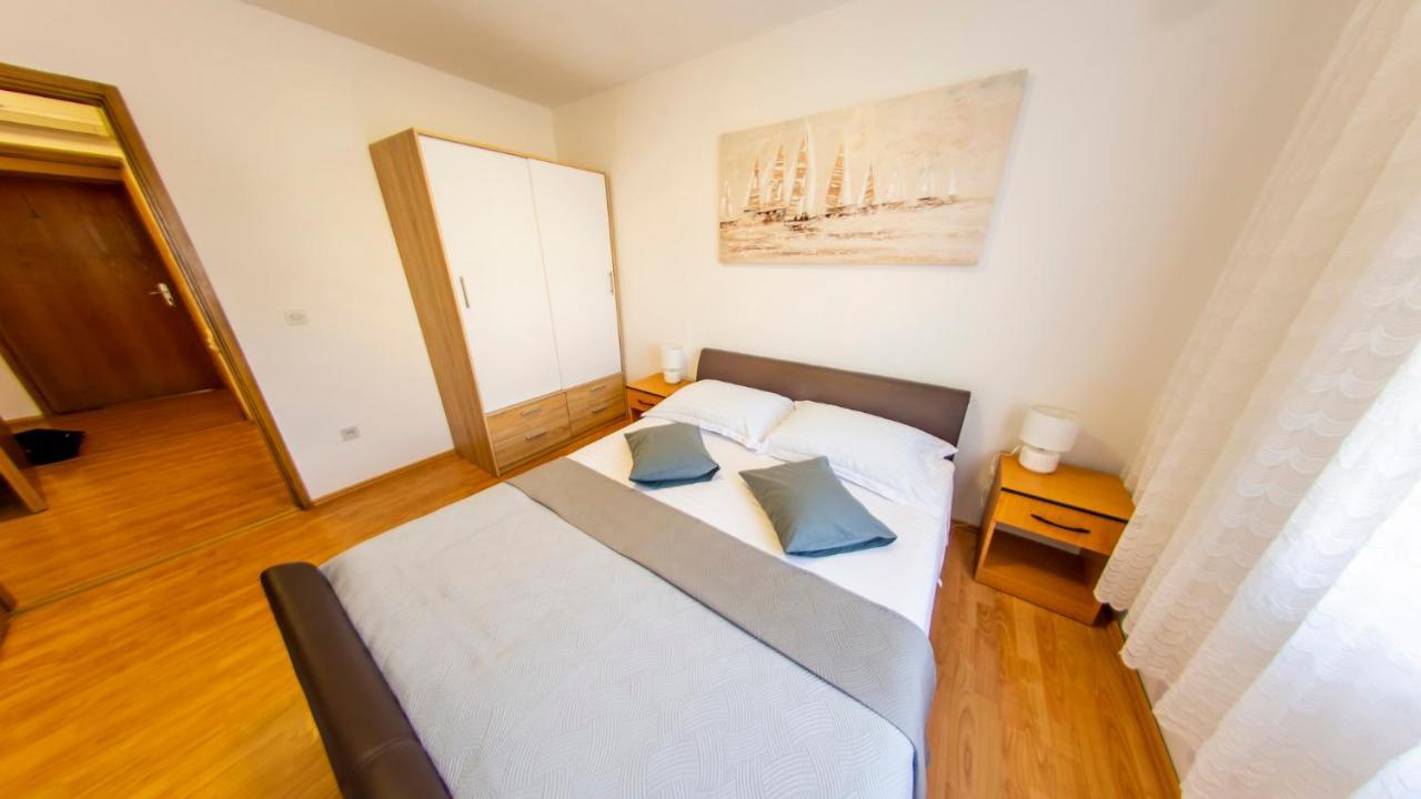 Apartments Curic Trogir Exterior foto